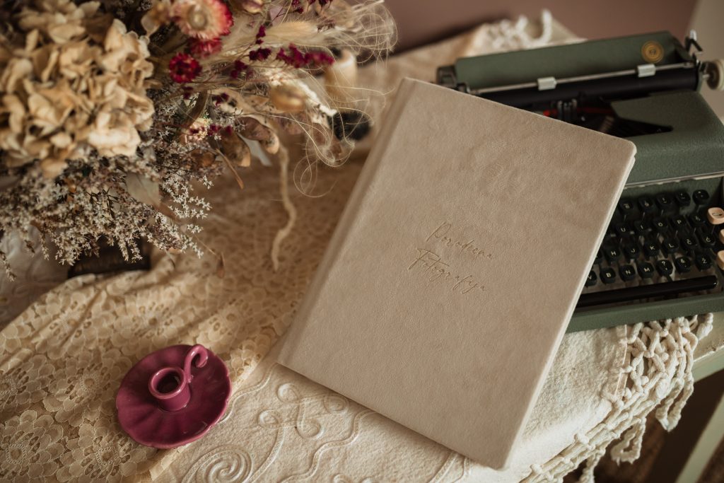 premium foto knjiga plisane korice gravura kvalitetan dizajn